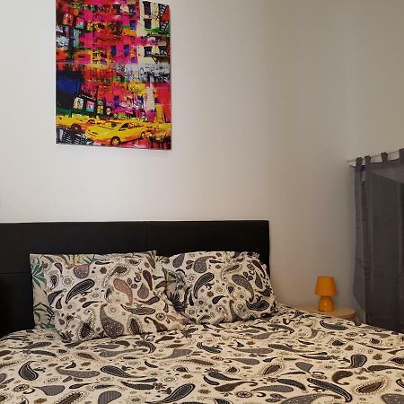 Studio Equipe Centre Ville Apartment เลอ ครูโซต์ ภายนอก รูปภาพ